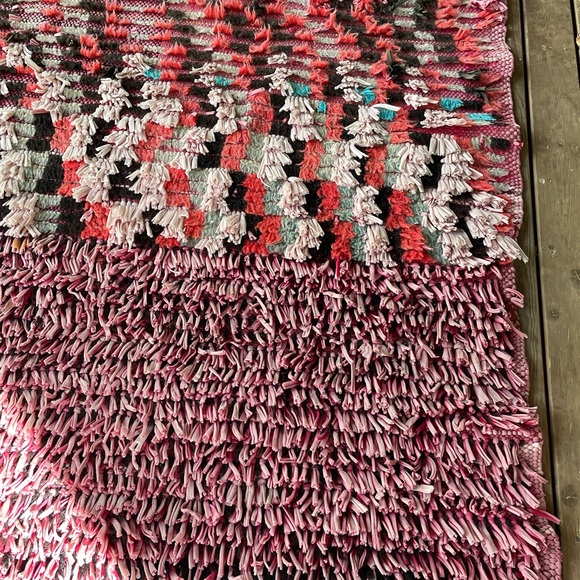 Authentic Moroccan Rug - Picture 4 of 7